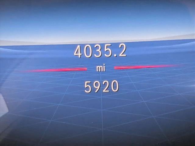 Used 2024 Mercedes-Benz GLS 580 GLS 580 image 11