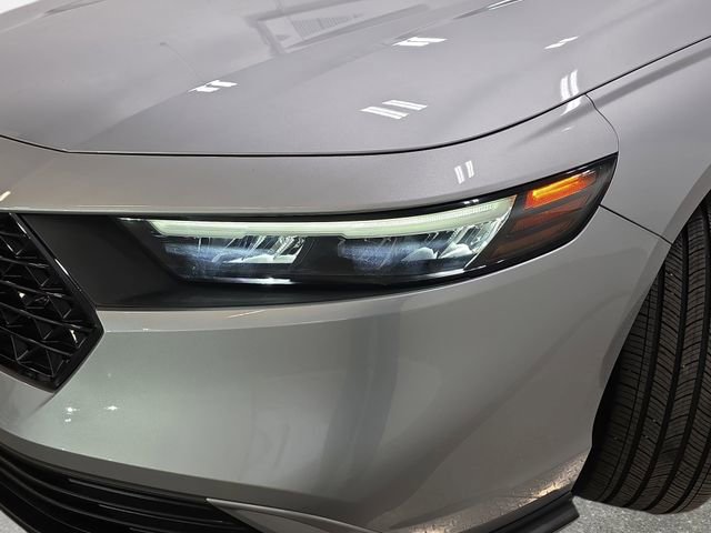 Used 2023 Honda Accord EX image 28