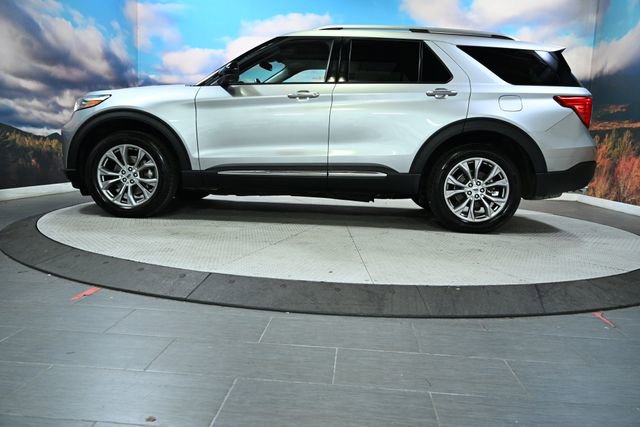 Used 2022 Ford Explorer Limited image 4