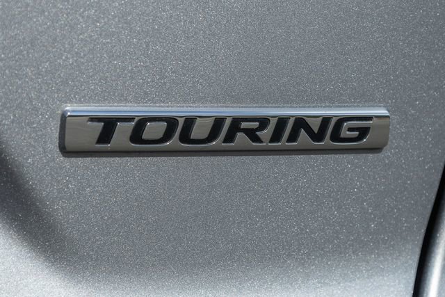Used 2017 Honda CR-V Touring image 6