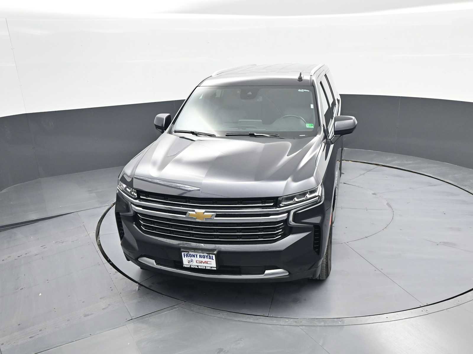 Used 2024 Chevrolet Suburban LT image 32