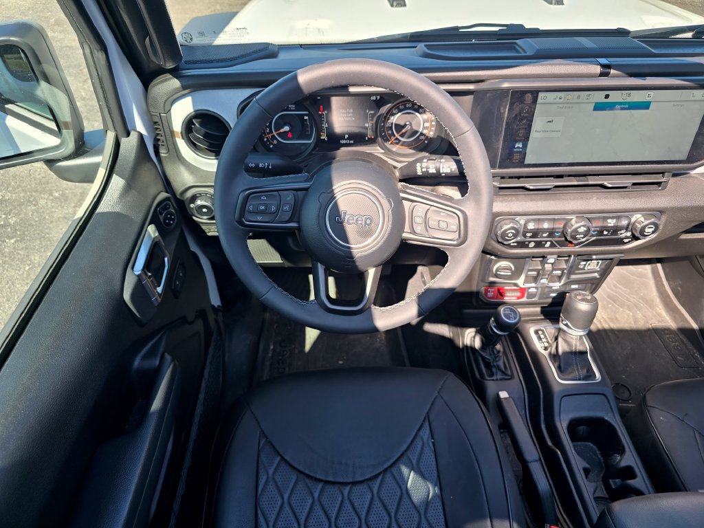Used 2025 Jeep Wrangler Unlimited Sport AWD/4WD image 27