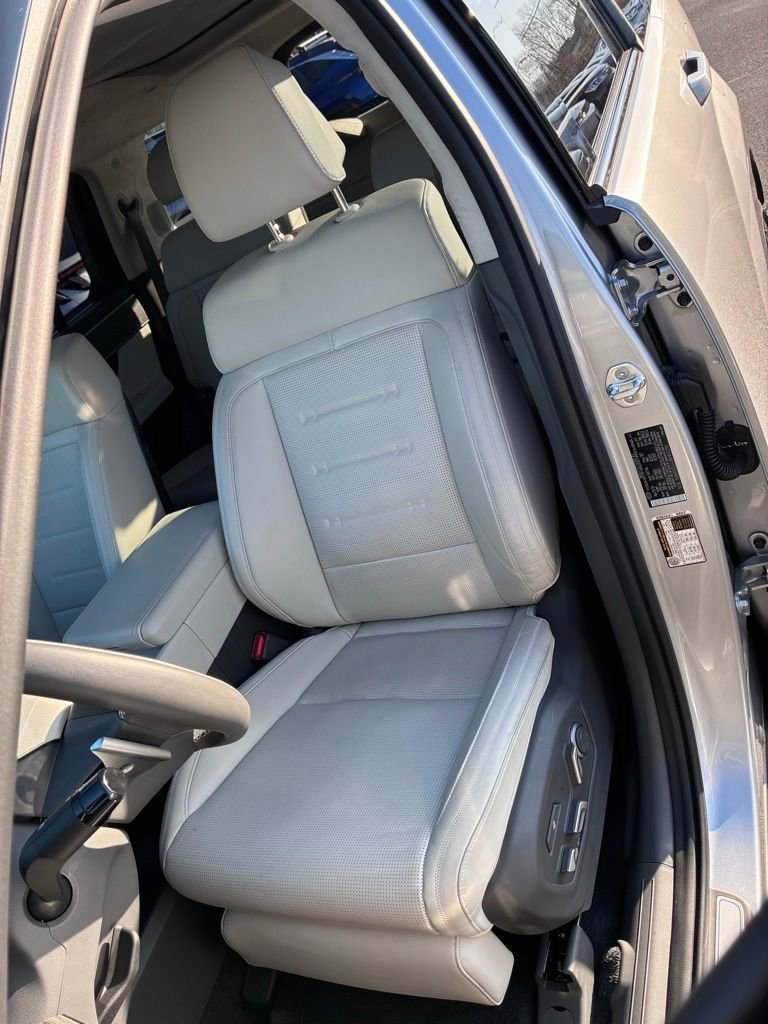 Used 2024 Hyundai Santa Fe Calligraphy image 19