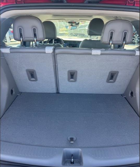 Used 2023 Chevrolet Bolt EUV Premier w/ Sun & Sound Package image 13