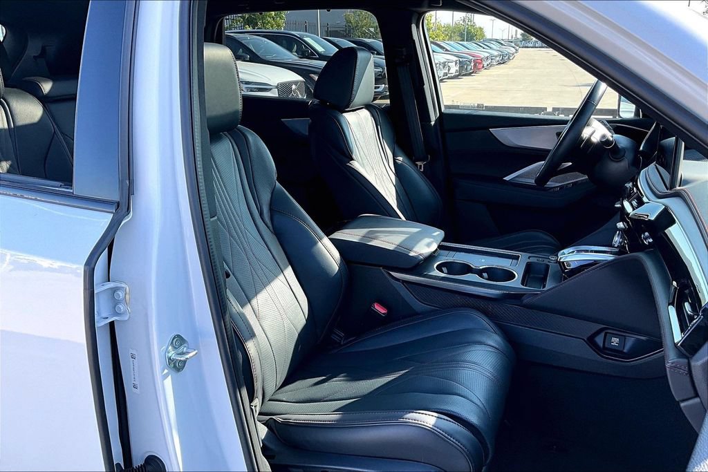 Used 2026 Acura MDX A-Spec w/ Advance Package AWD/4WD image 9