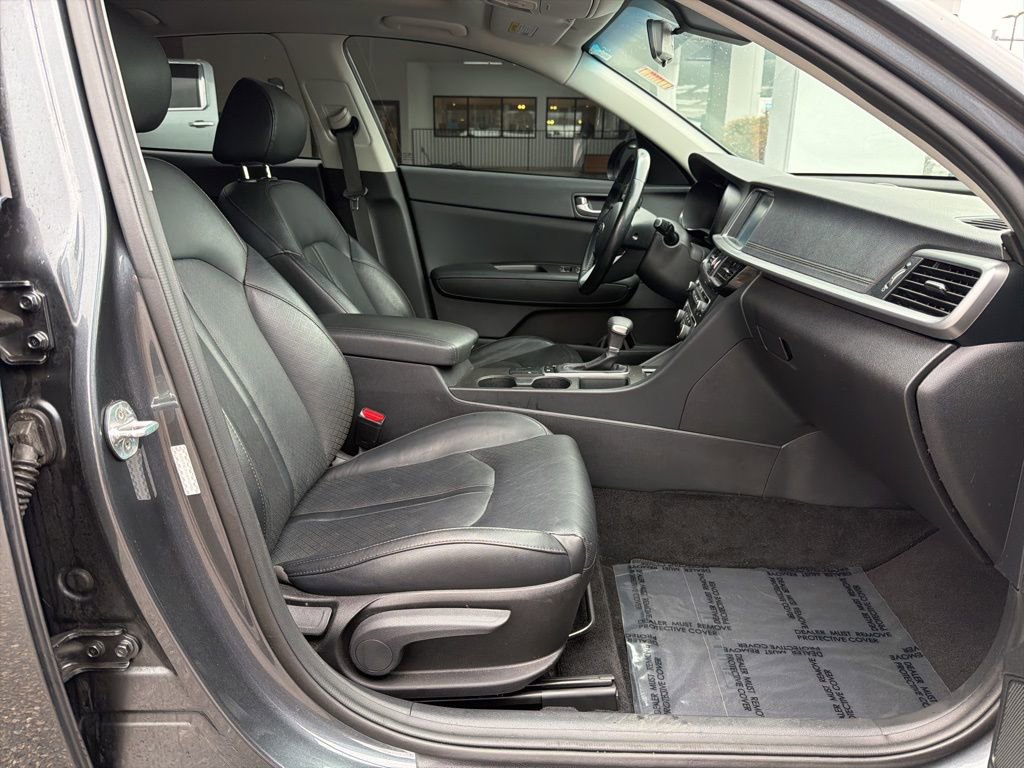 Used 2020 Kia Optima SE image 32