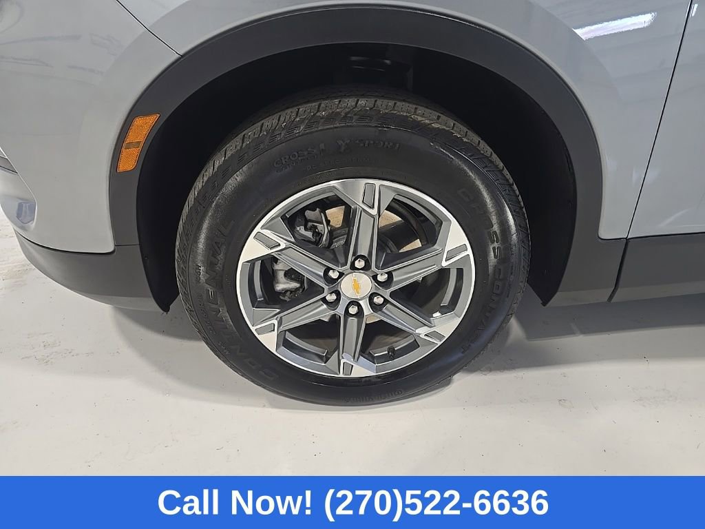 Used 2025 Chevrolet Blazer LT image 4