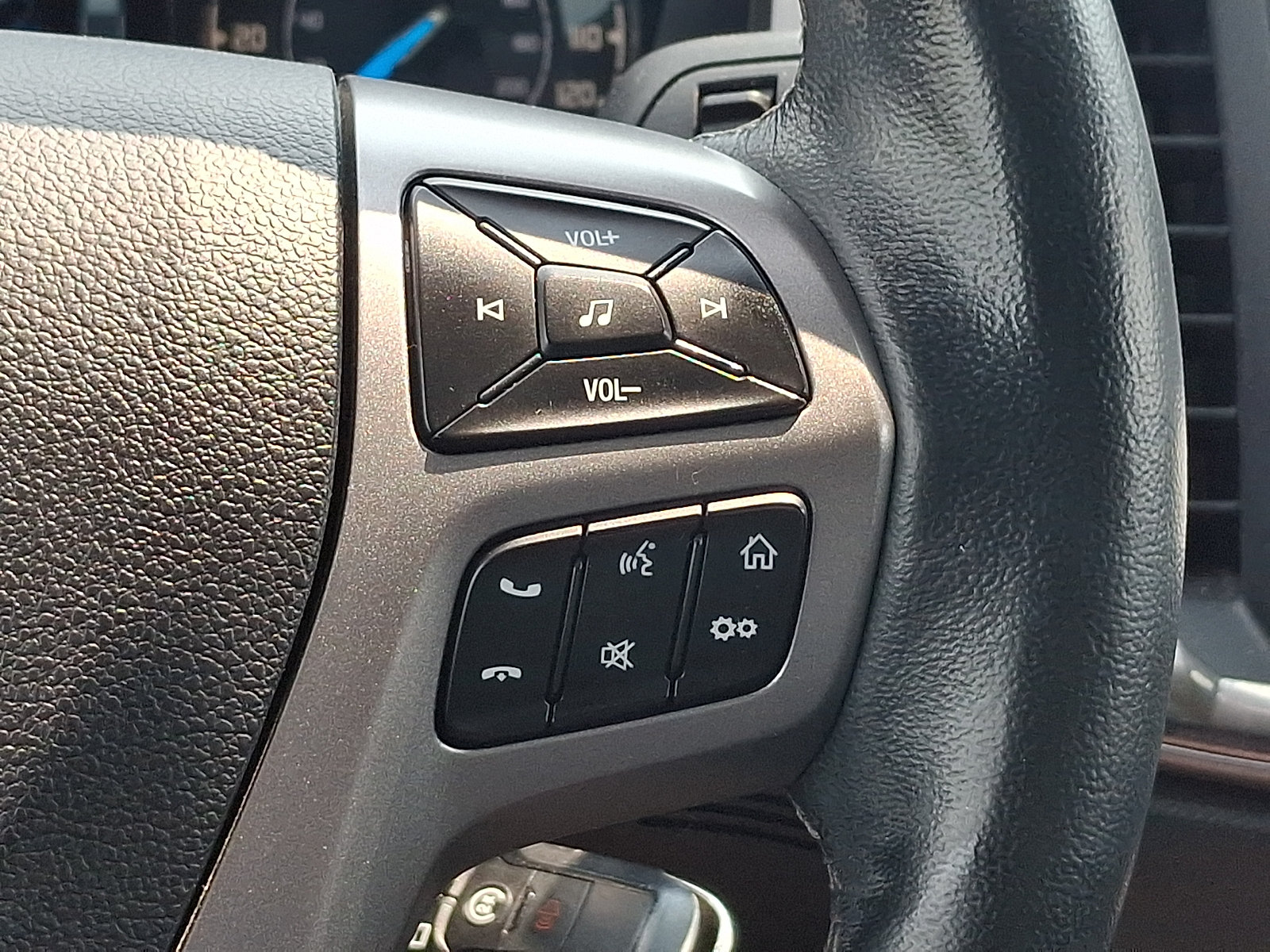 Used 2020 Ford Ranger XLT w/ Equipment Group 302A Luxury AWD/4WD image 21