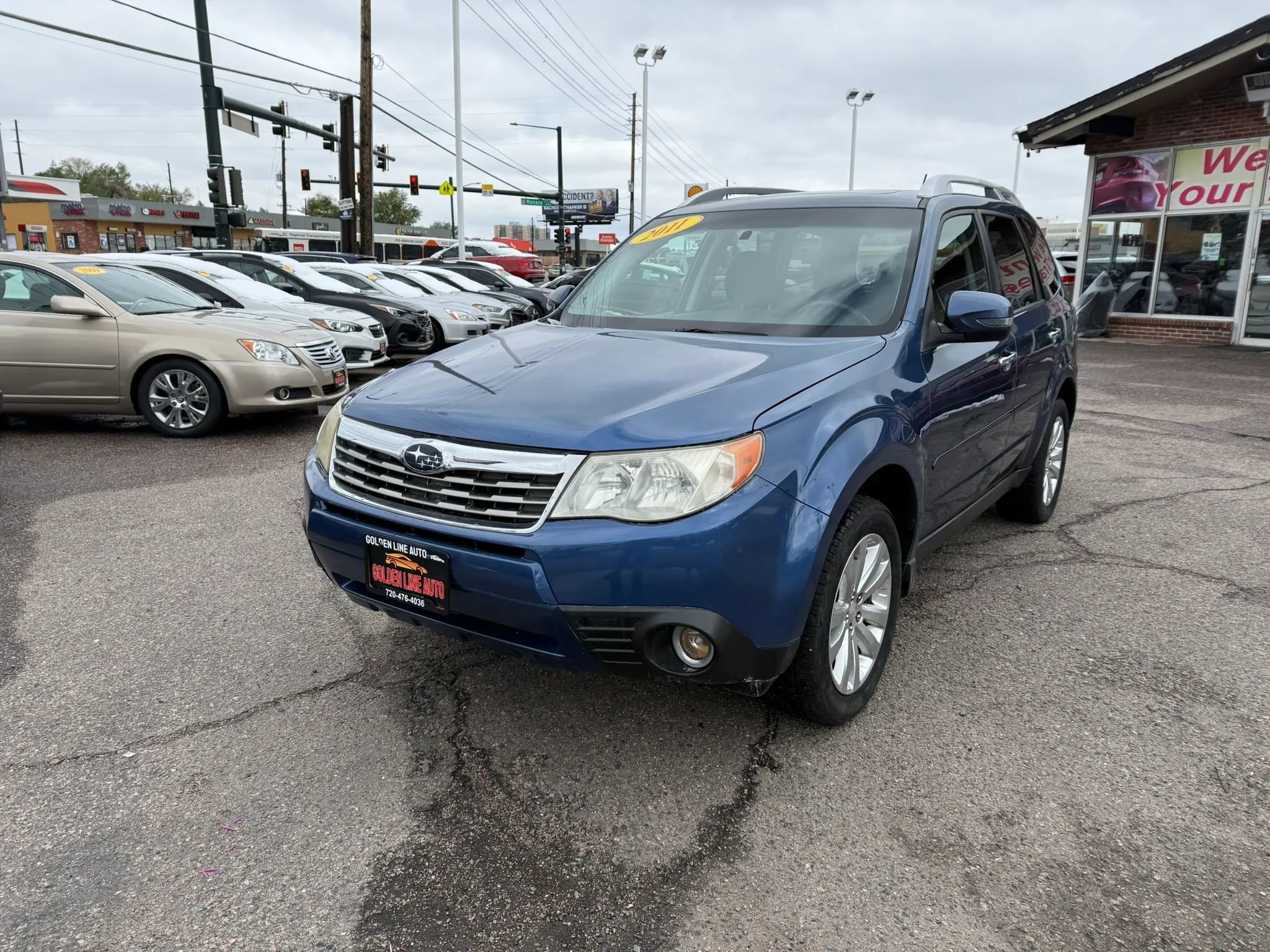 Used 2011 Subaru Forester 2.5X Touring w/ Popular Equipment Group 4B AWD/4WD image 4