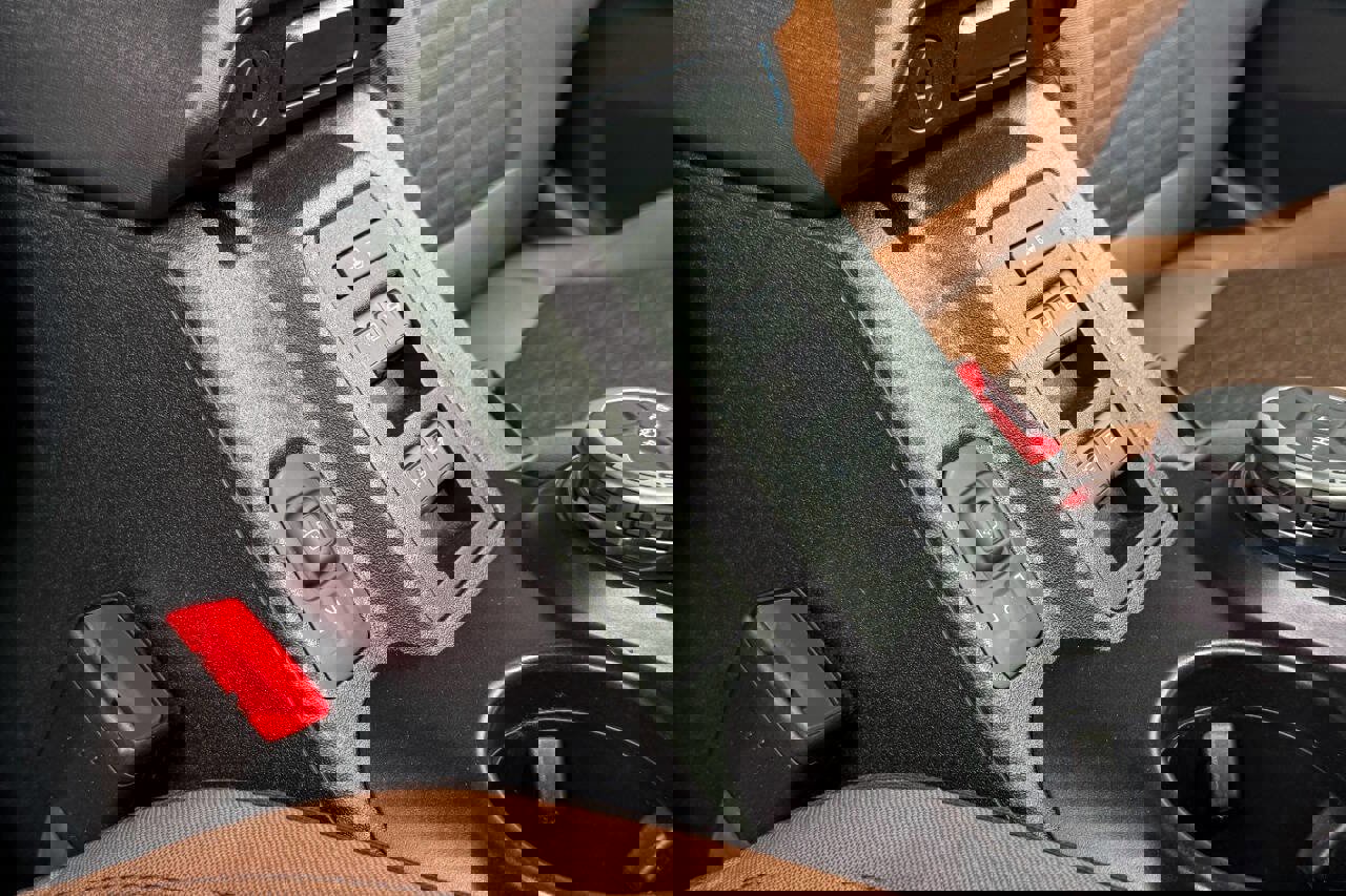 Used 2023 Ford Bronco Outer Banks image 14