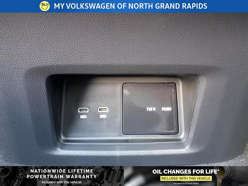 New 2026 Volkswagen Atlas SE image 15