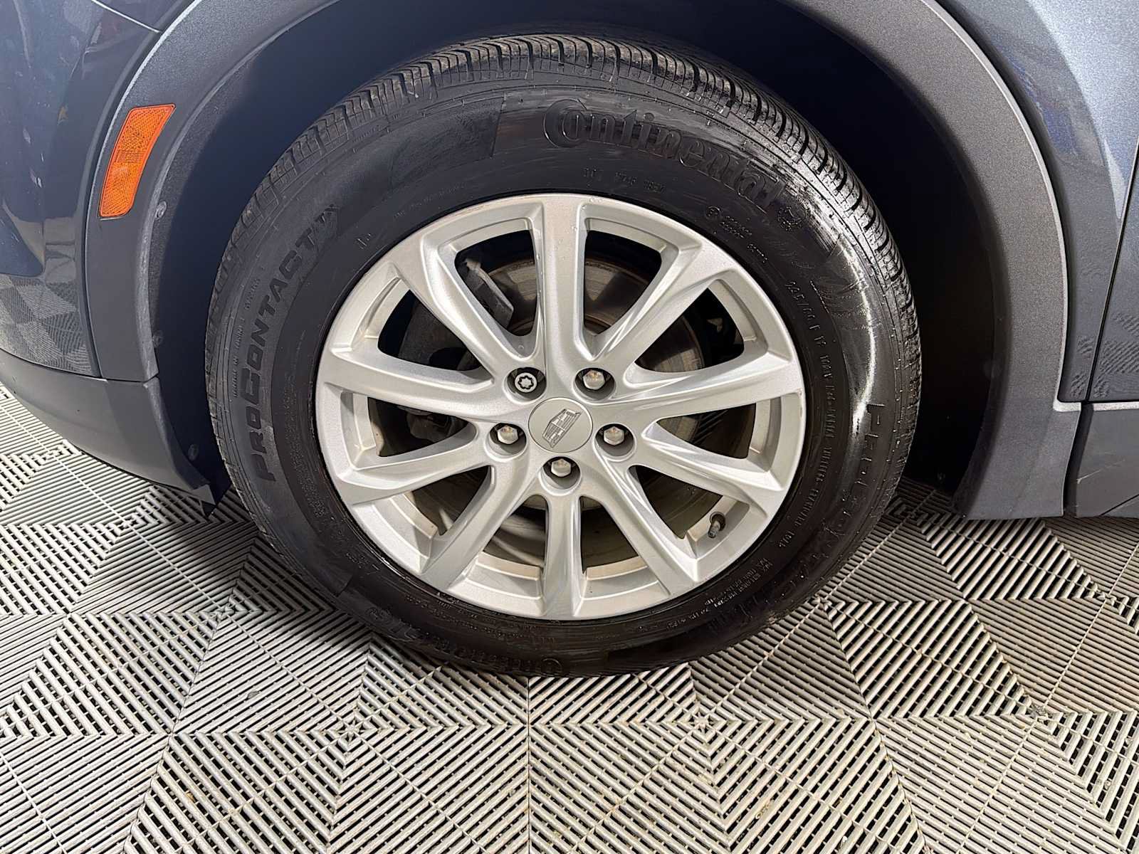 Used 2021 Cadillac XT4 Luxury w/ Cold Weather Package AWD/4WD image 30