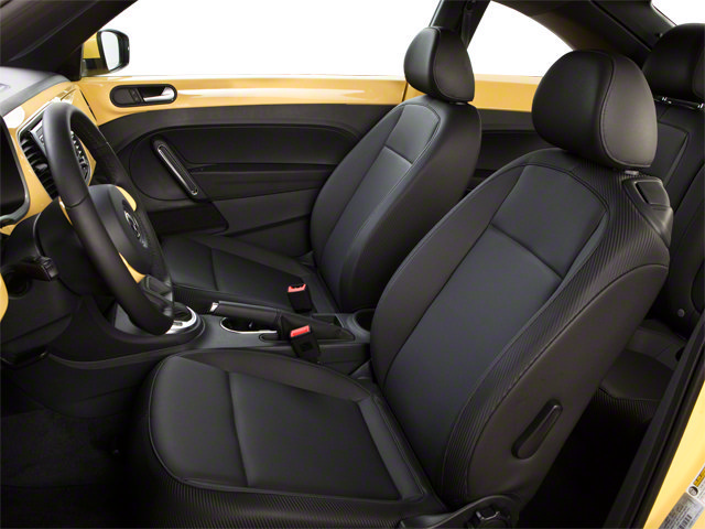 Used 2012 Volkswagen Beetle 2.0T FWD image 9