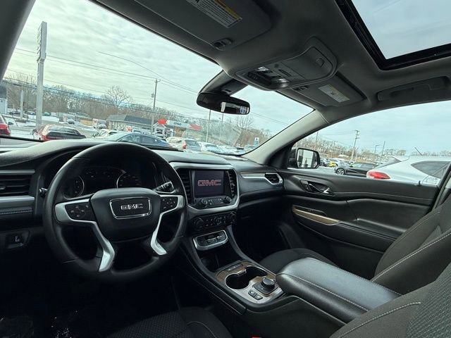 Used 2023 GMC Acadia SLE w/ Driver Convenience Package image 24