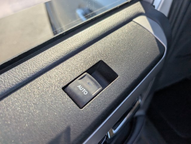 Used 2022 Toyota 4Runner SR5 RWD image 10