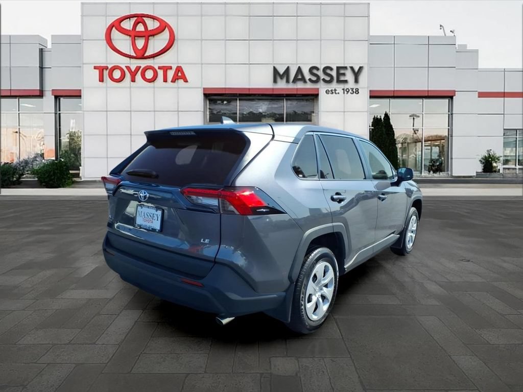Used 2025 Toyota RAV4 LE FWD image 3