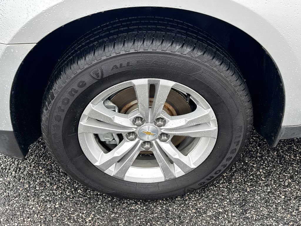 Used 2015 Chevrolet Equinox LS image 11