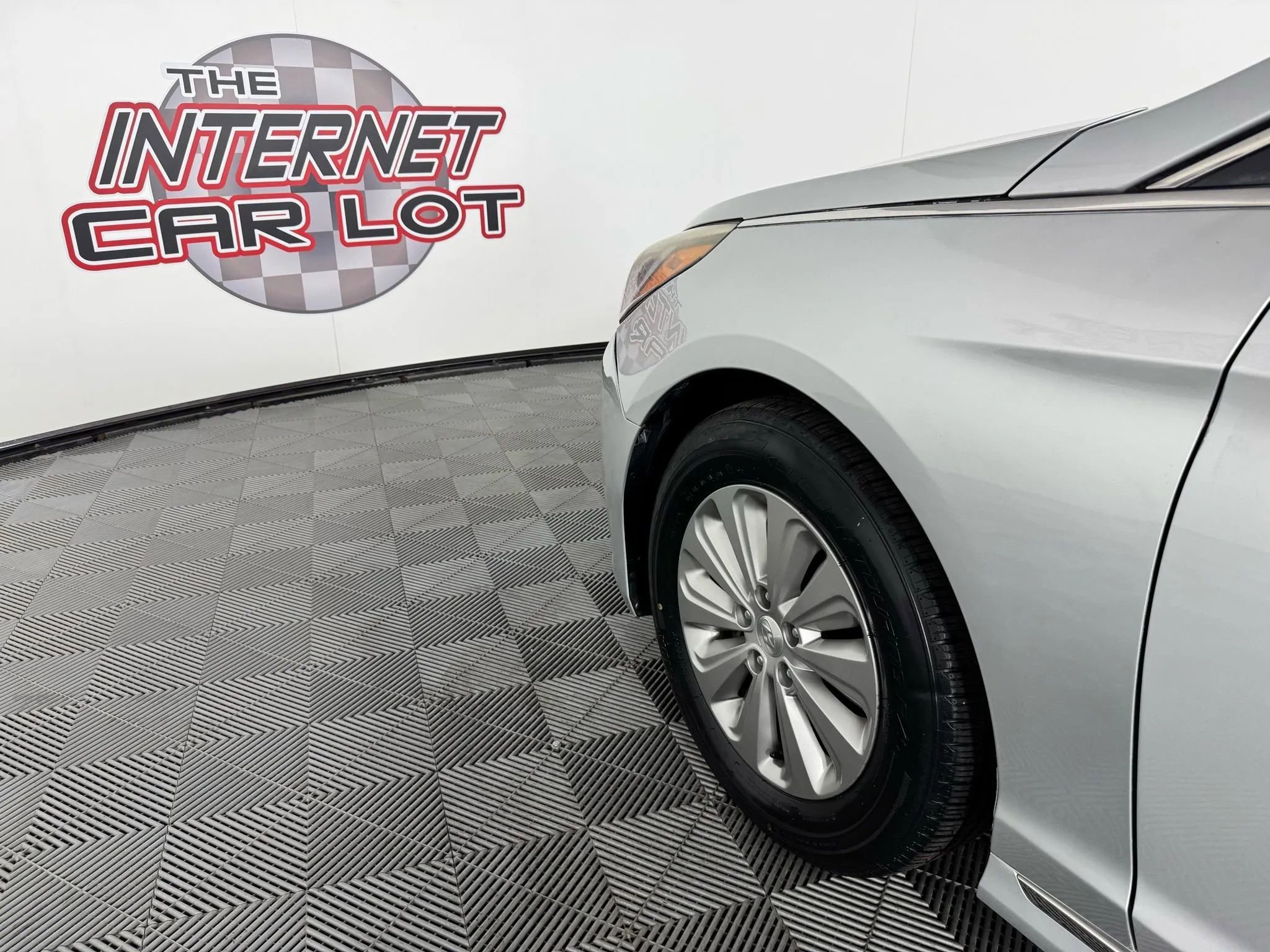 Used 2016 Hyundai Sonata SE image 24