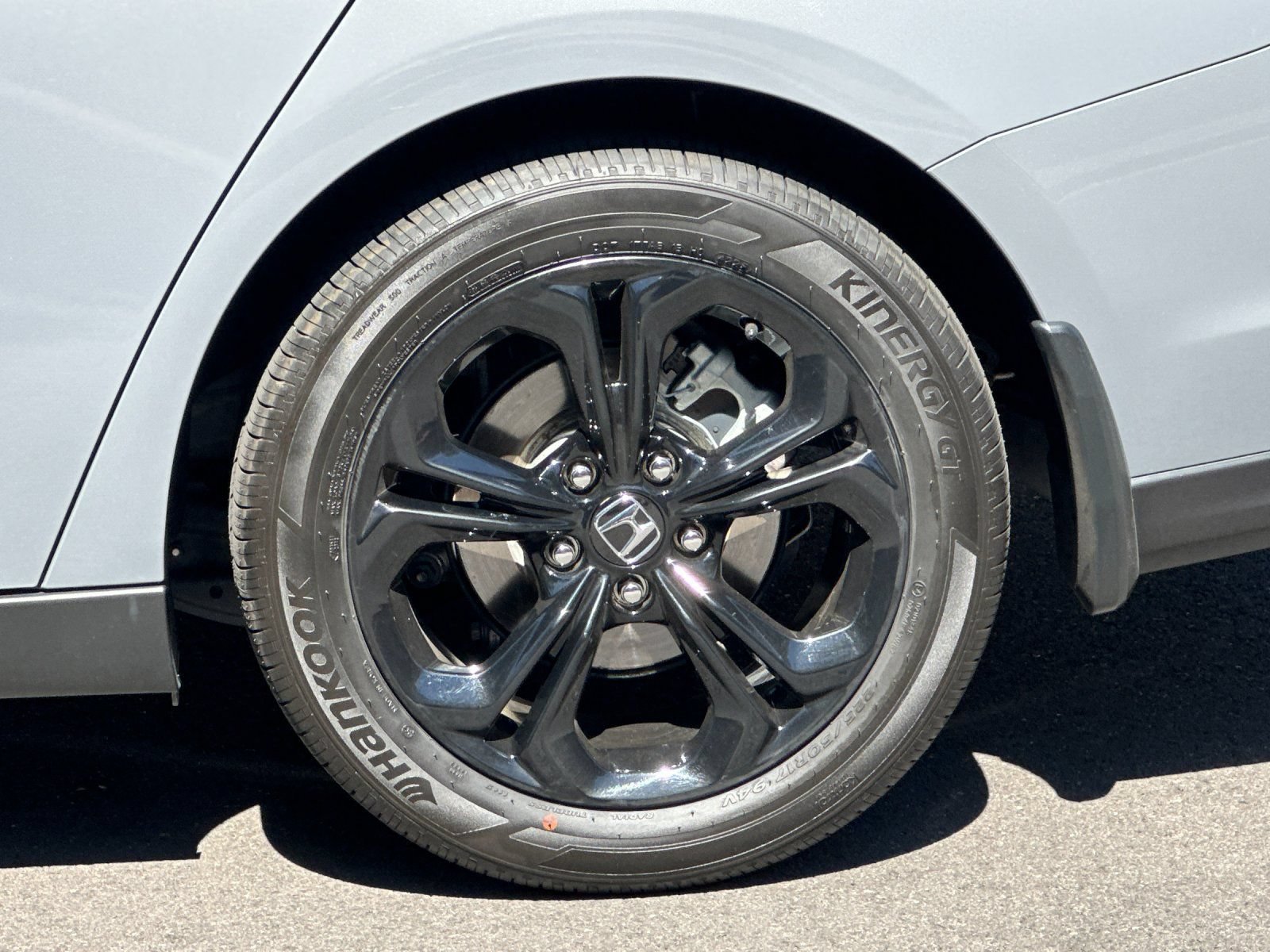 Used 2025 Honda Accord SE image 23