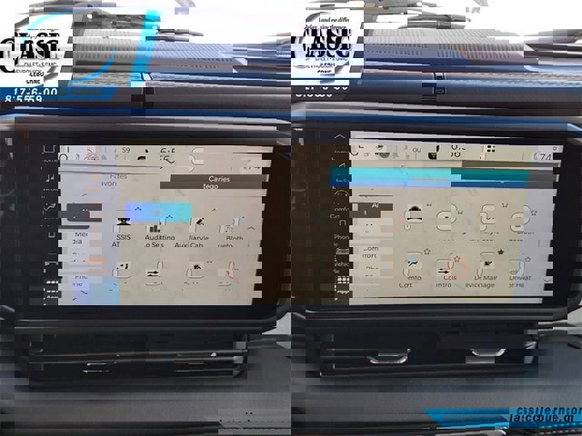 Used 2025 Jeep Wrangler Sahara image 17