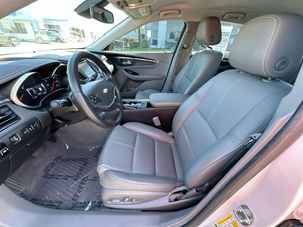 Used 2017 Chevrolet Impala LT w/ Leather Package FWD image 20