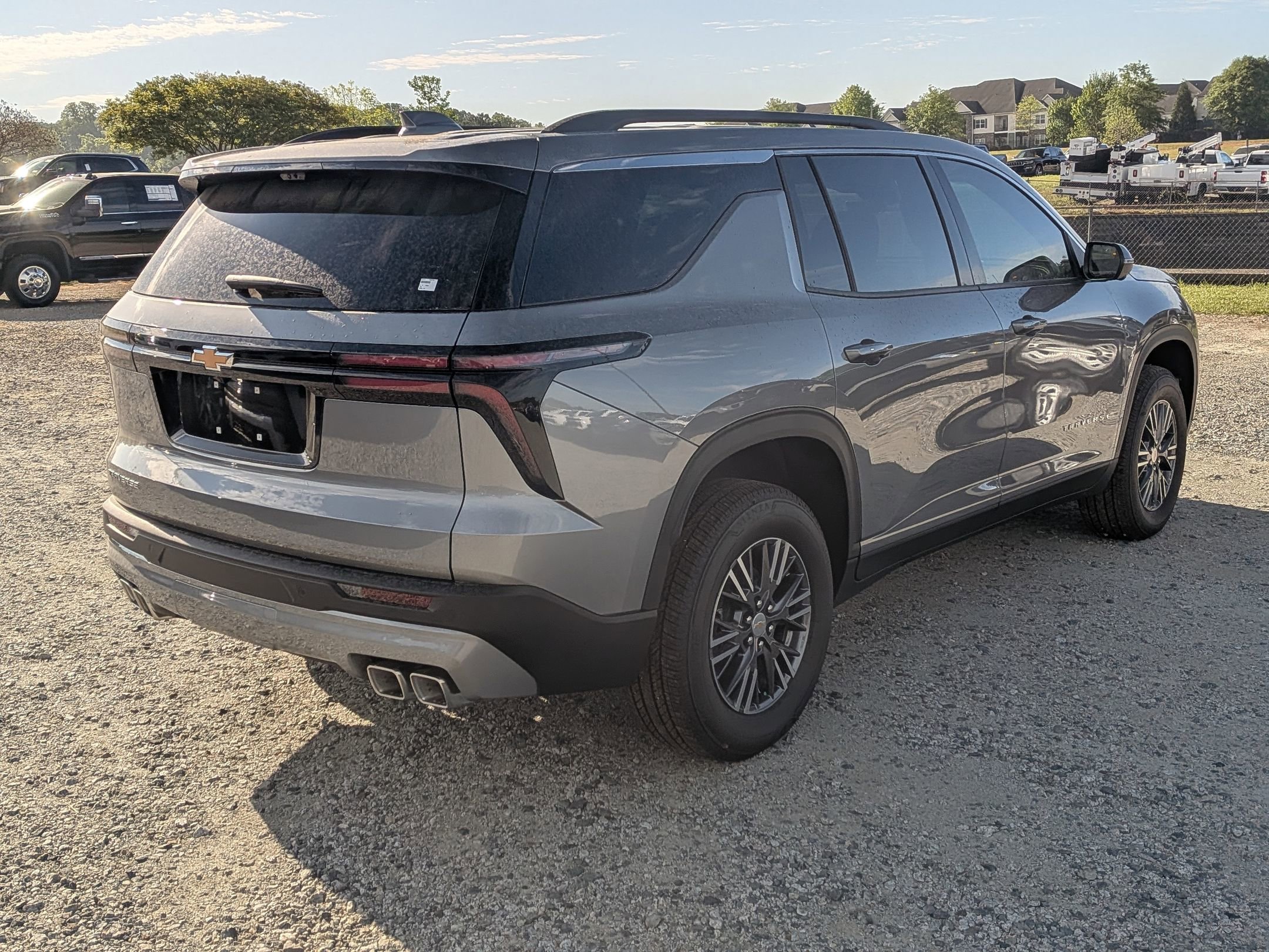 New 2026 Chevrolet Traverse LT w/ Driver Confidence Package FWD image 8