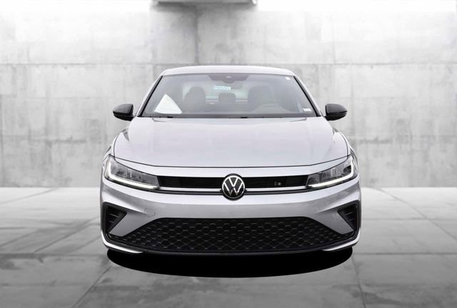 Certified 2025 Volkswagen Jetta Sport image 4