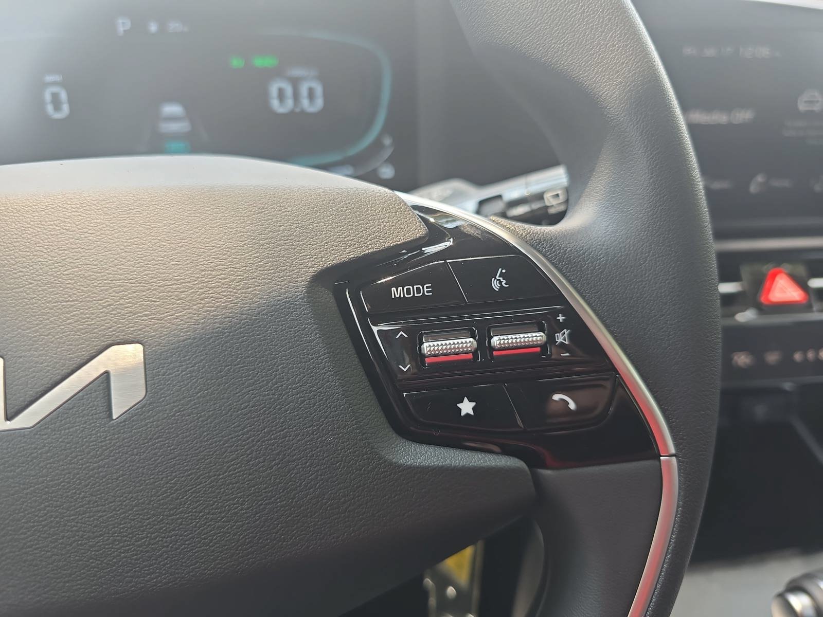 New 2026 Kia Niro LX FWD image 20