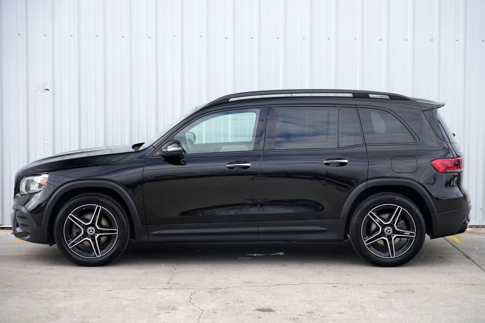 Used 2023 Mercedes-Benz GLB 250 image 51