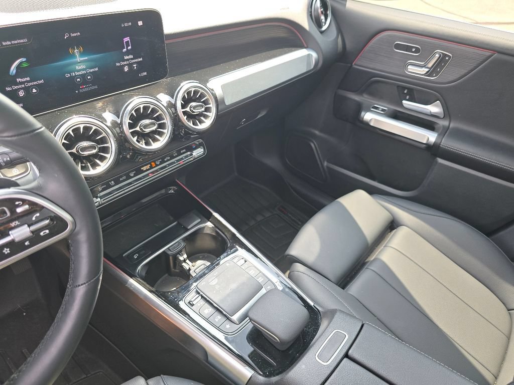 Certified 2023 Mercedes-Benz GLB 250 4MATIC image 31