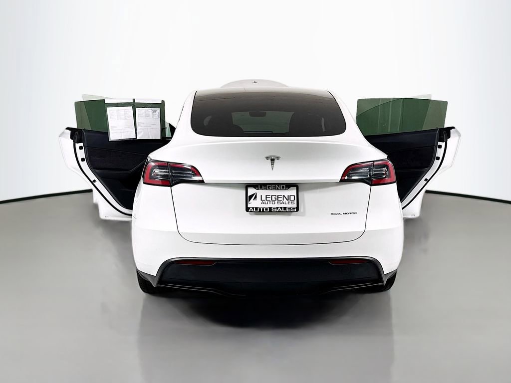 Used 2025 Tesla Model Y Long Range AWD/4WD image 34