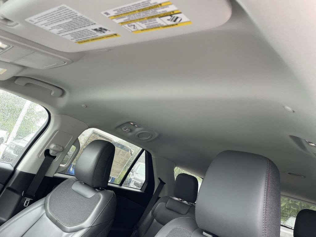 New 2026 Ford Explorer Active w/ Active Comfort Package AWD/4WD image 5