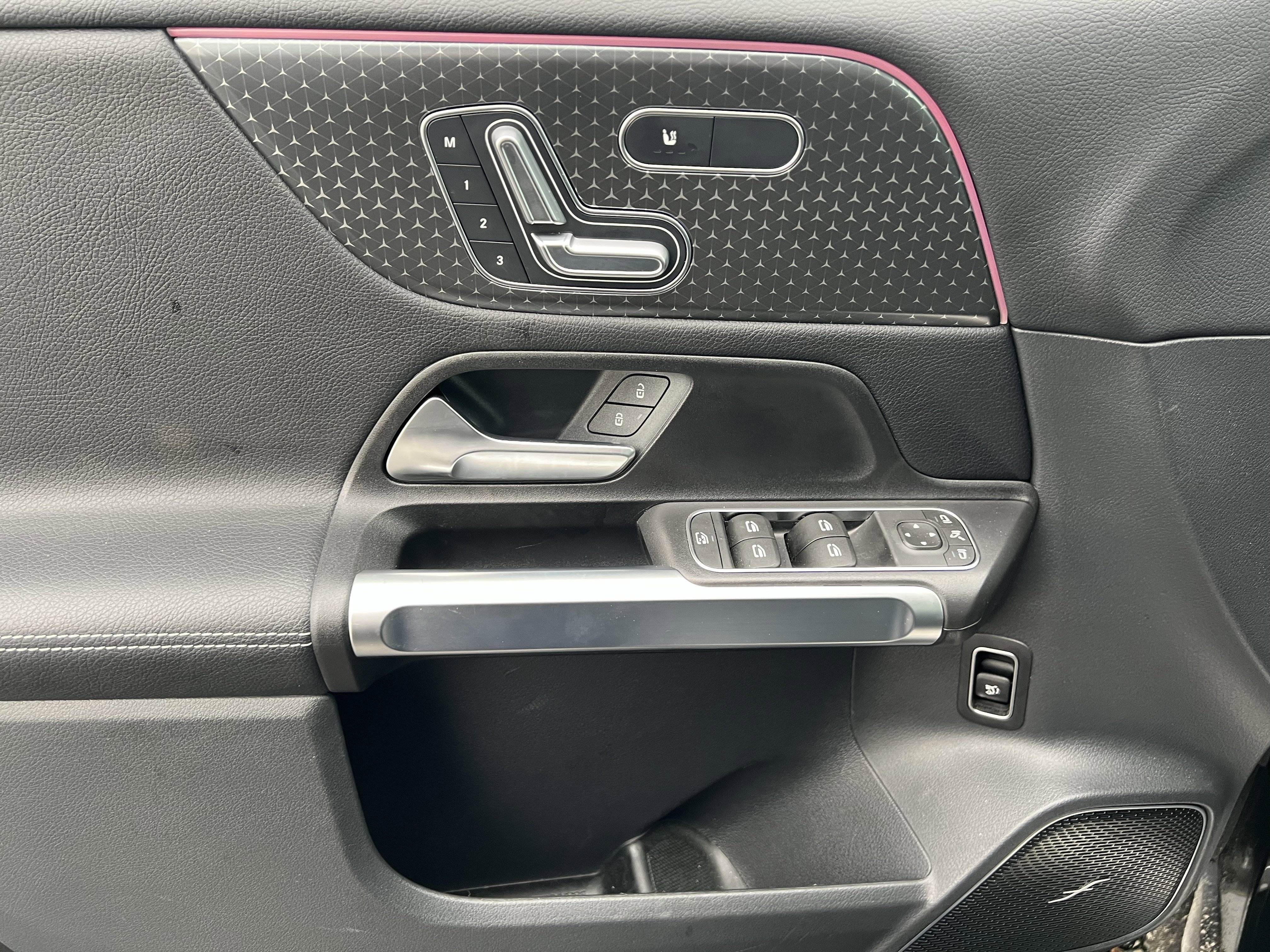 Certified 2024 Mercedes-Benz GLB 250 250 image 14