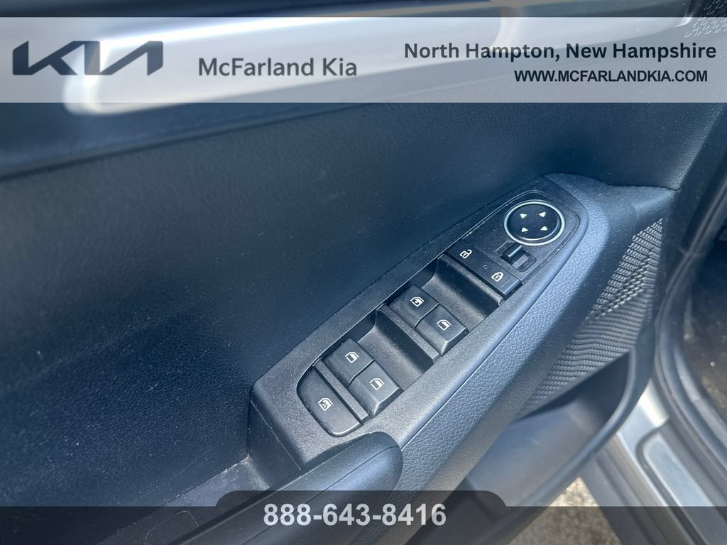 Used 2023 Kia Seltos LX AWD/4WD image 12
