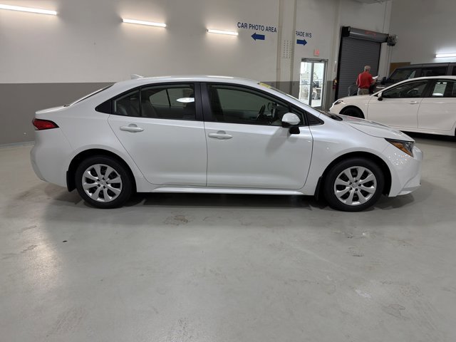 Used 2026 Toyota Corolla LE FWD image 10