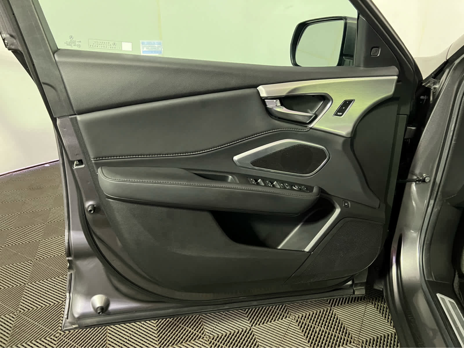 Certified 2024 Acura RDX SH-AWD image 23