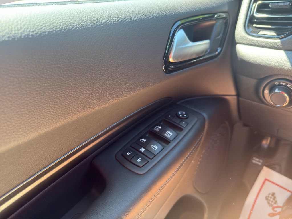 Used 2025 Dodge Durango AWD w/ Technology Group image 20