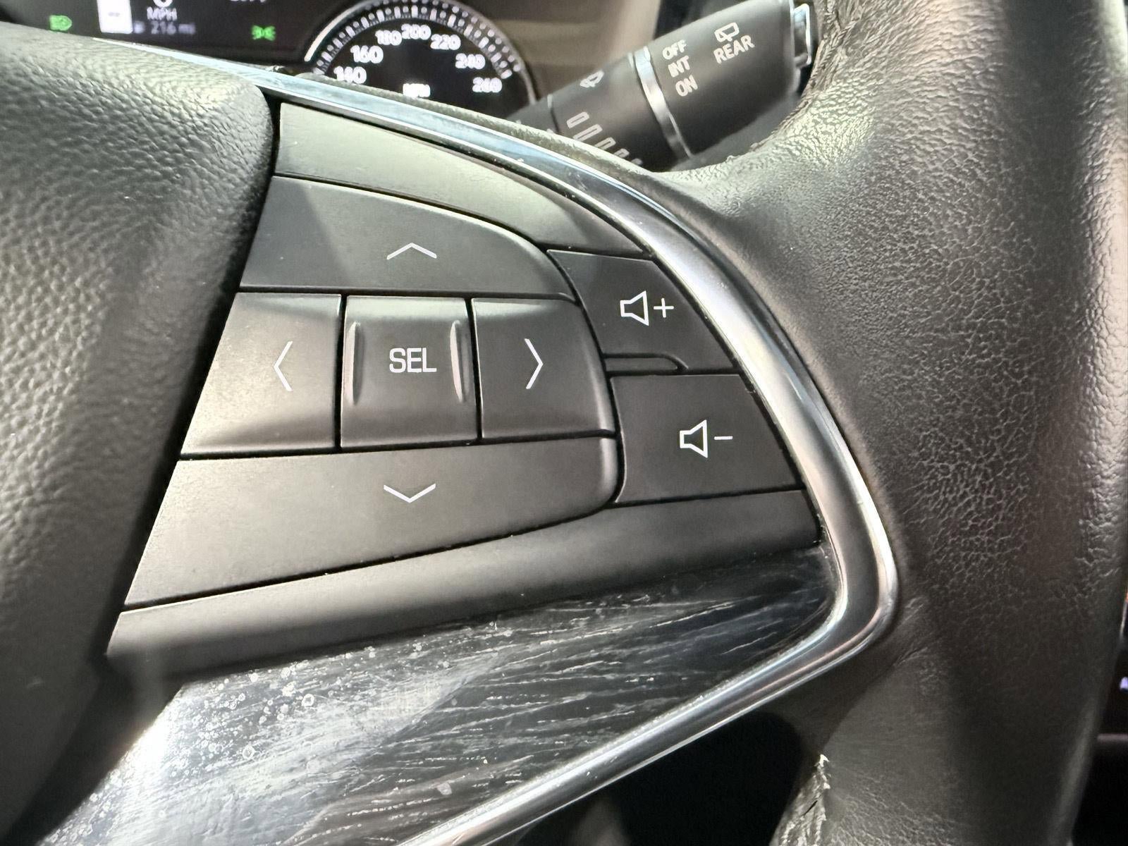 Used 2020 Cadillac XT5 Premium Luxury image 28