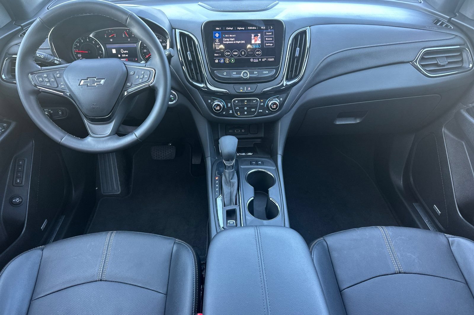 Used 2023 Chevrolet Equinox Premier FWD image 15