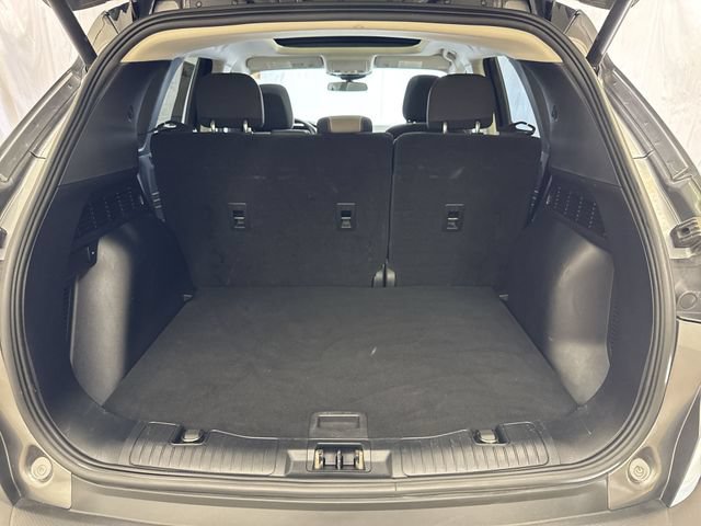 Used 2022 Ford Escape SE w/ SE Sport Appearance Package FWD image 25