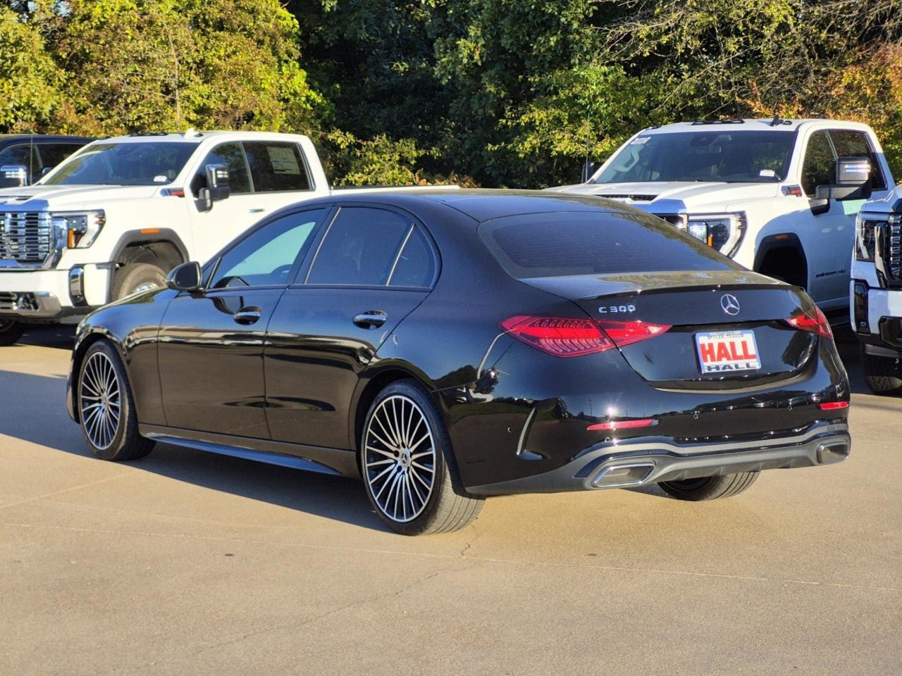 Used 2023 Mercedes-Benz C 300 Sedan image 4