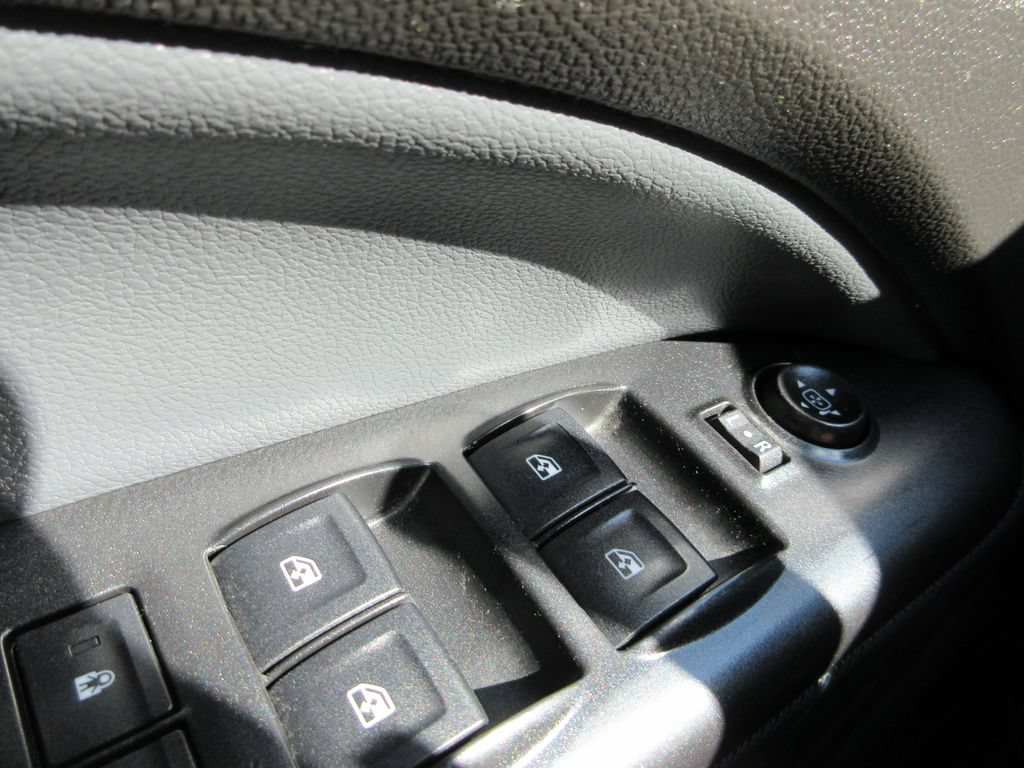 Used 2016 Chevrolet Colorado Z71 AWD/4WD image 26
