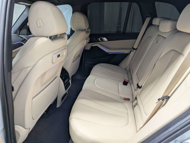 Used 2020 BMW X5 sDrive40i w/ Convenience Package RWD image 9