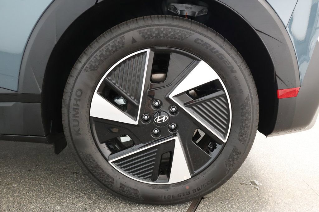 Used 2025 Hyundai Ioniq 5 SE image 7