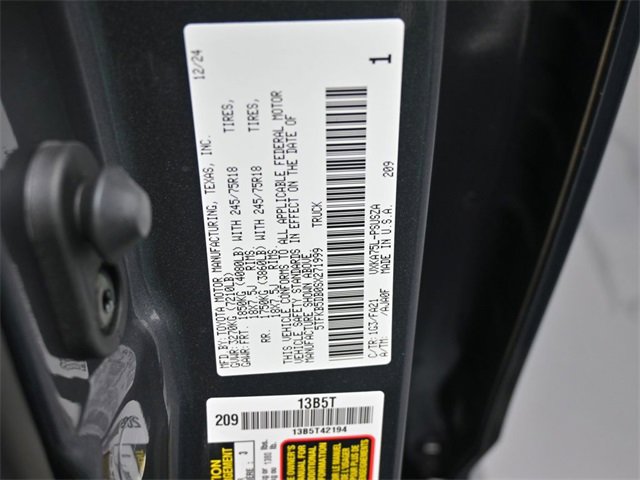 Used 2025 Toyota Tundra SR image 18