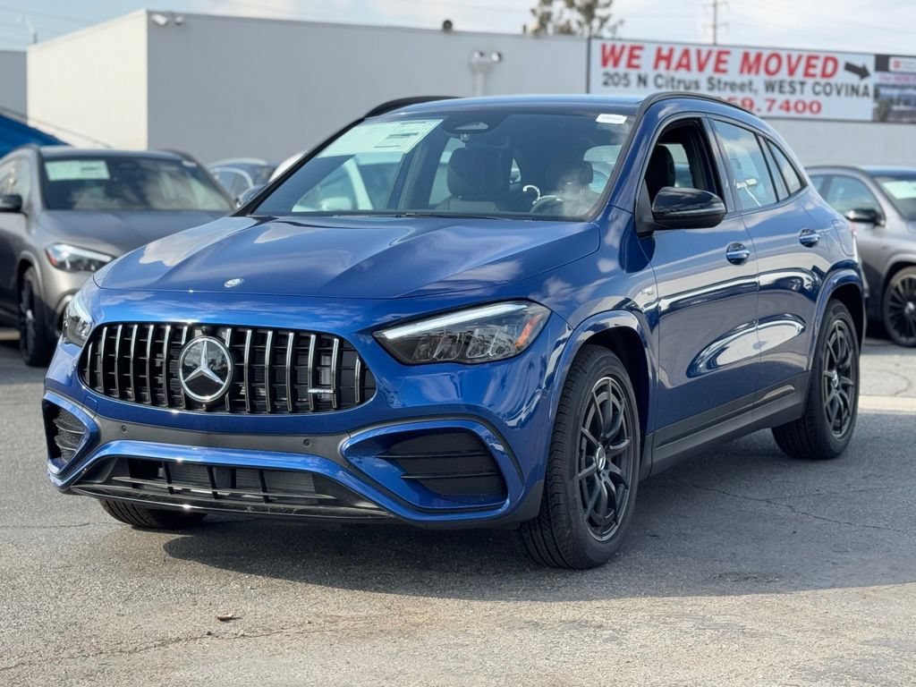 New 2025 Mercedes-Benz GLA 35 AMG 4MATIC image 7