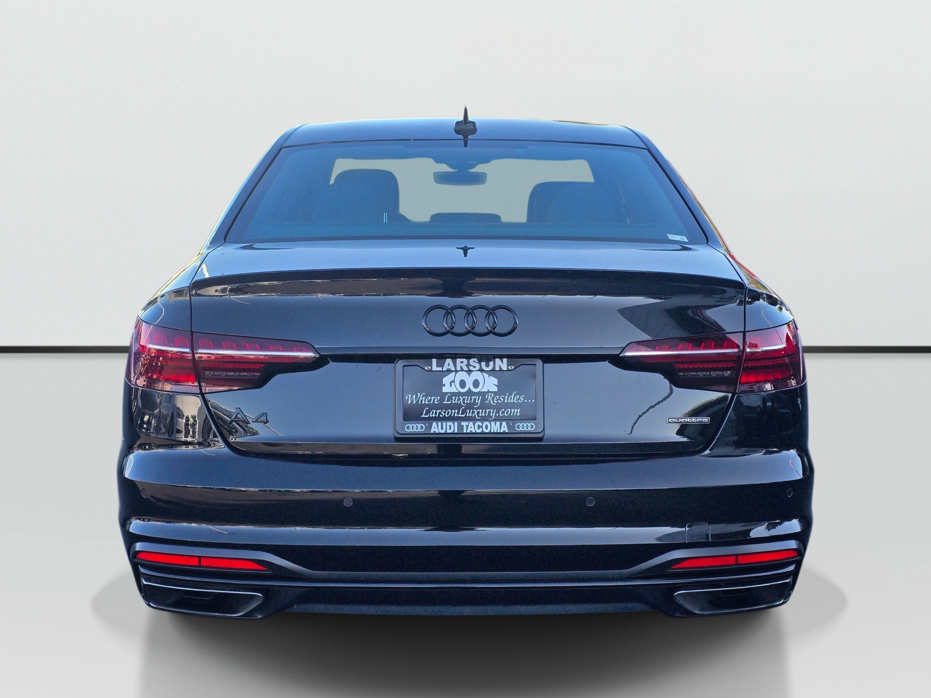 Used 2023 Audi A4 2.0T Premium Plus w/ Premium Plus Package AWD/4WD image 5