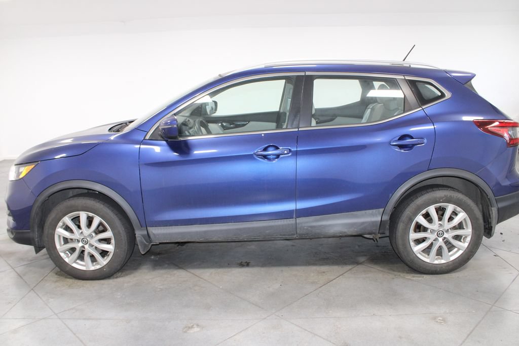 Used 2020 Nissan Rogue Sport SV FWD image 6