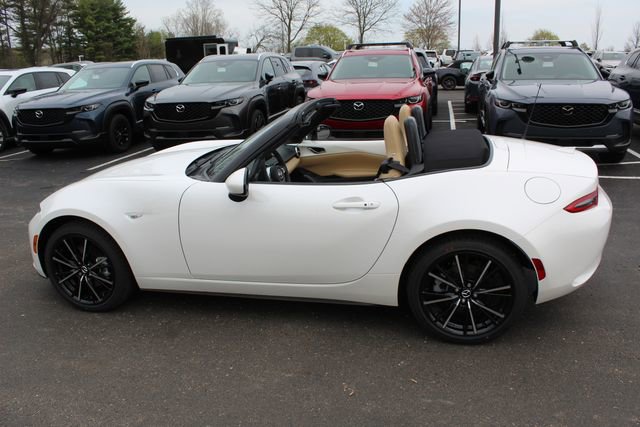 New 2026 MAZDA MX-5 Miata Grand Touring w/ Weather Package RWD image 27