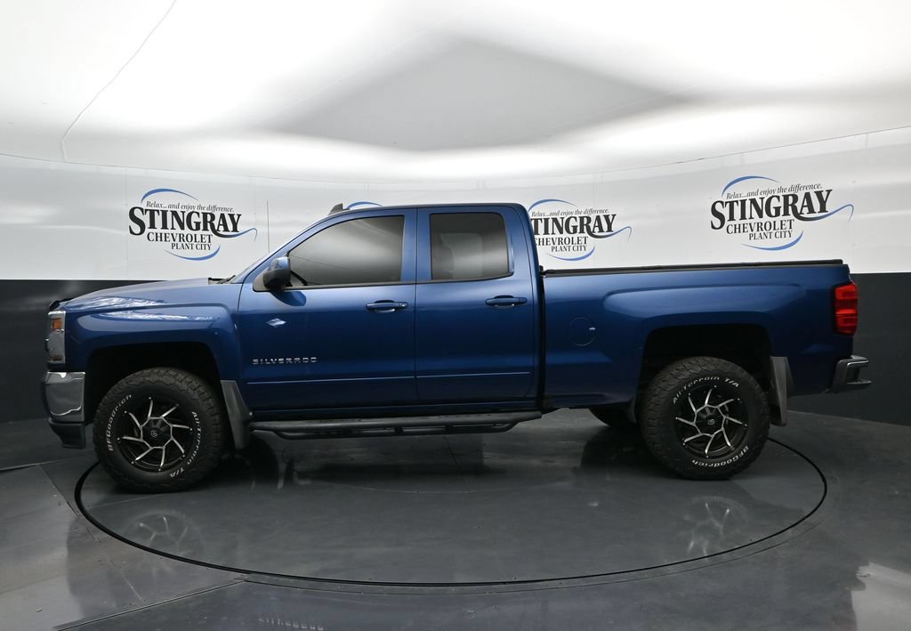 Used 2018 Chevrolet Silverado 1500 LT w/ All Star Edition AWD/4WD image 4